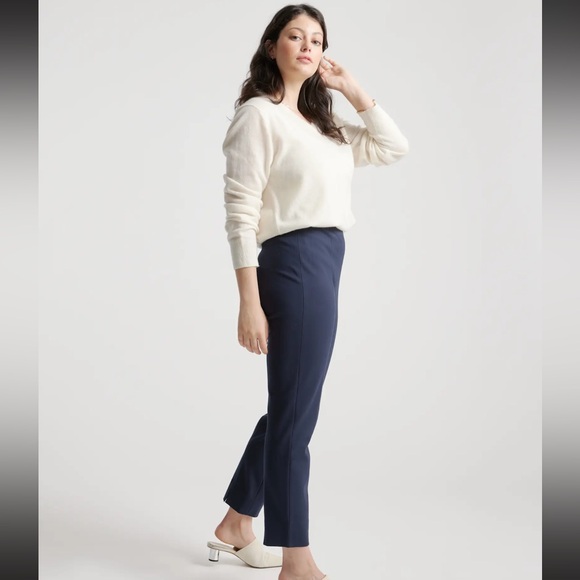 Quince Pants - Quince SZ 8  Navy Ponte ultra stretch Pintuck Ankle Pants -NWOT - Never Worn!